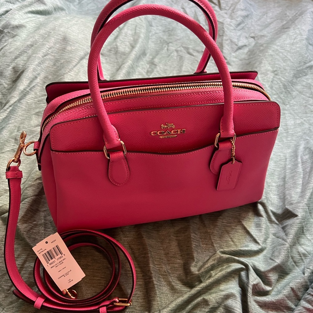 Beautiful Brand New Pink Coach Handbag